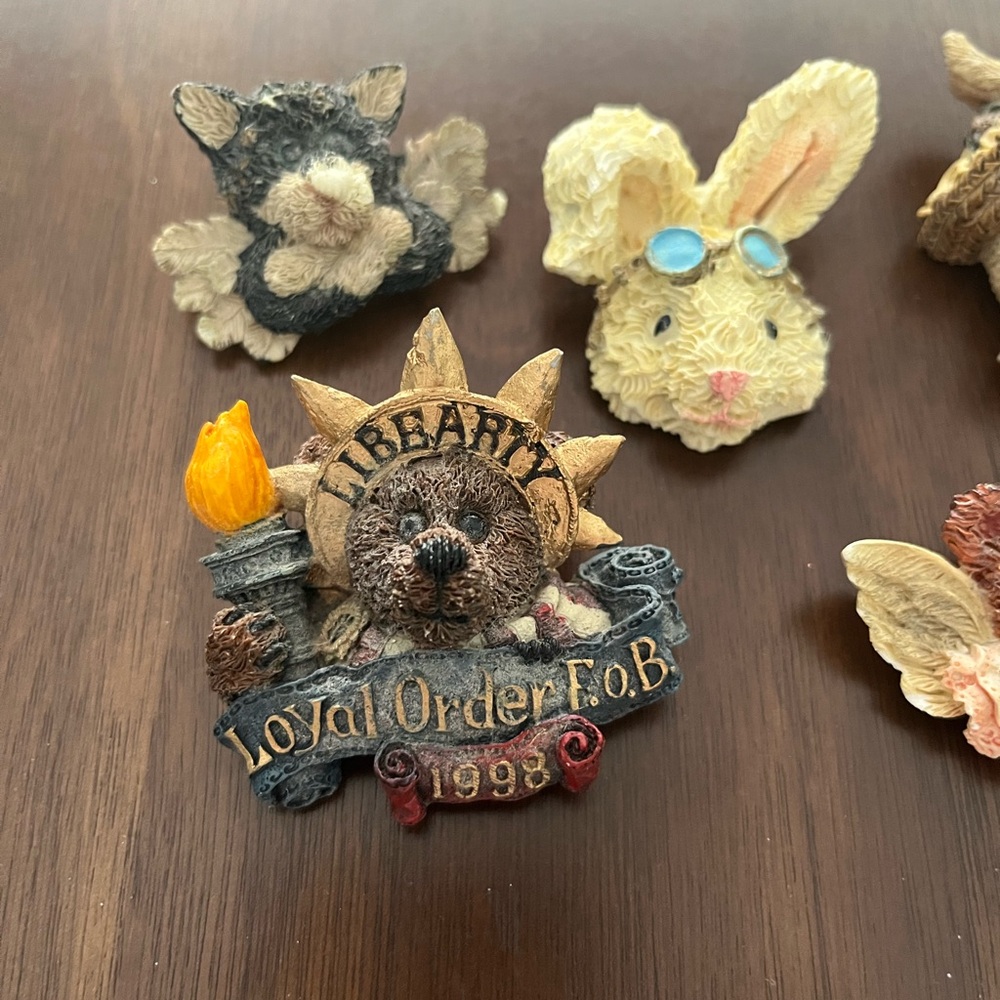 Assorted Pins - Picture 2 of 5